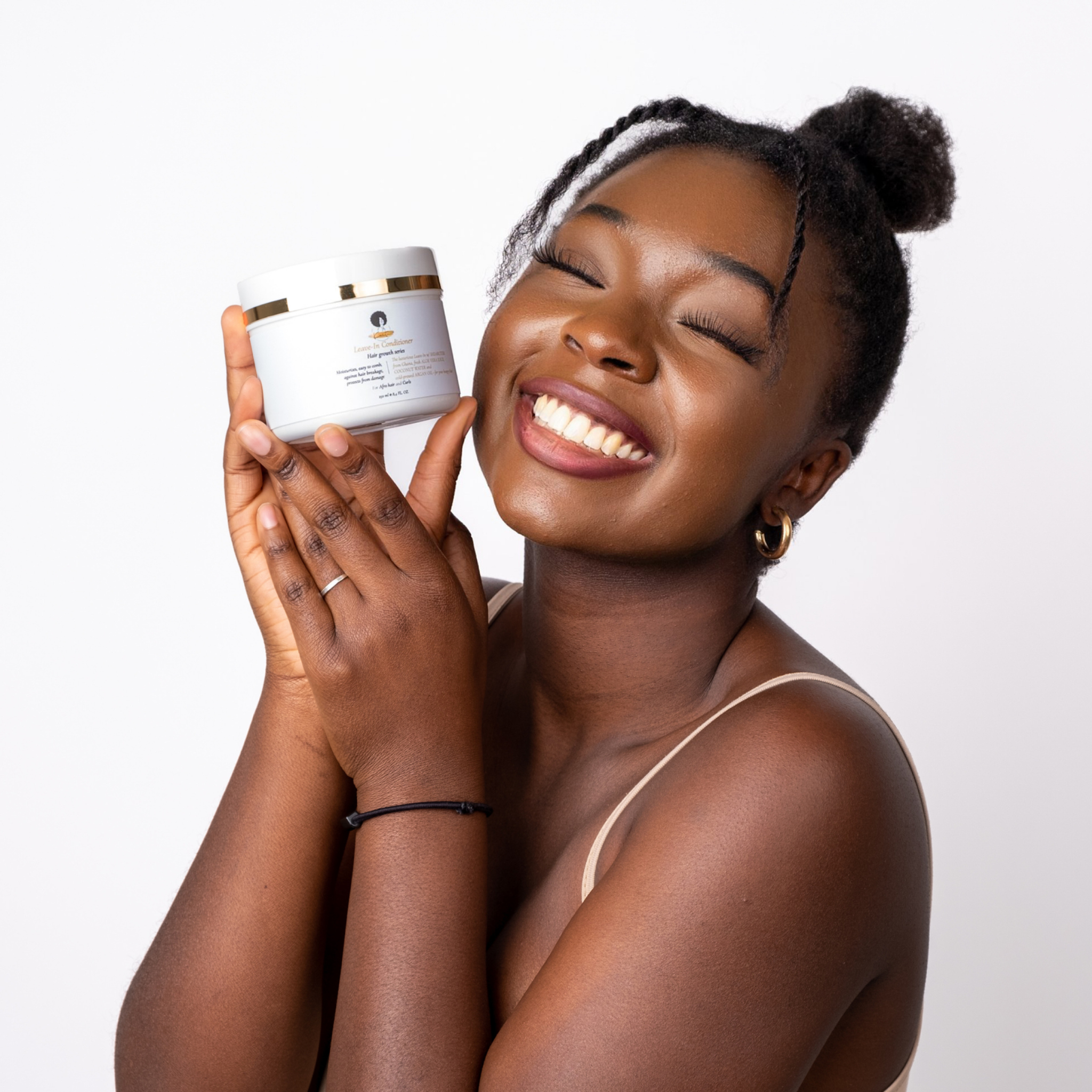 Förderung von Haarwachstum und Glanz mit unserem speziellen Leave-In Conditioner